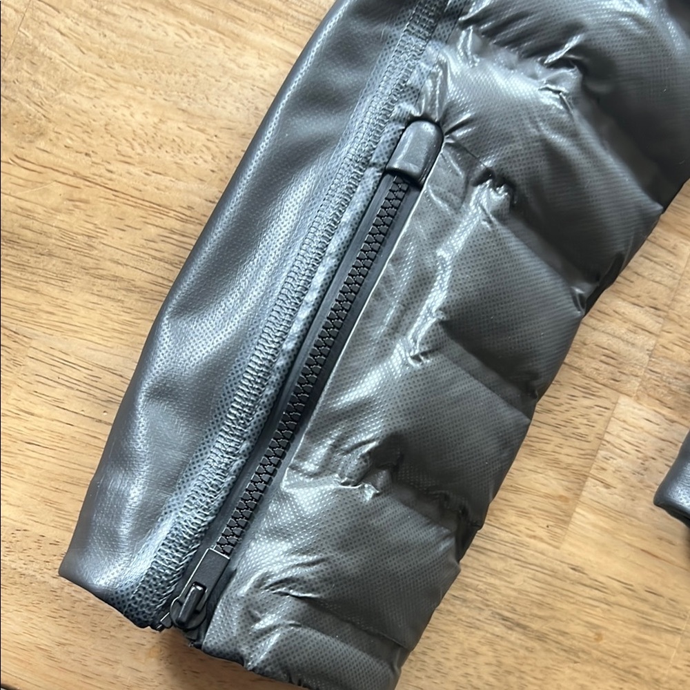 Women’s Columbia Black moto Jacket - Picture 5 of 8